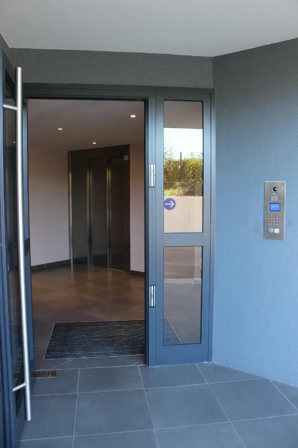 Appartement Villa Lazio Saint-Raphael  Luaran gambar